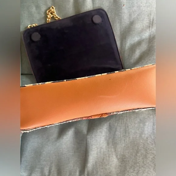 Spartina 449 Navy and White Leaf Crossbody Bag - Picture 4 of 4